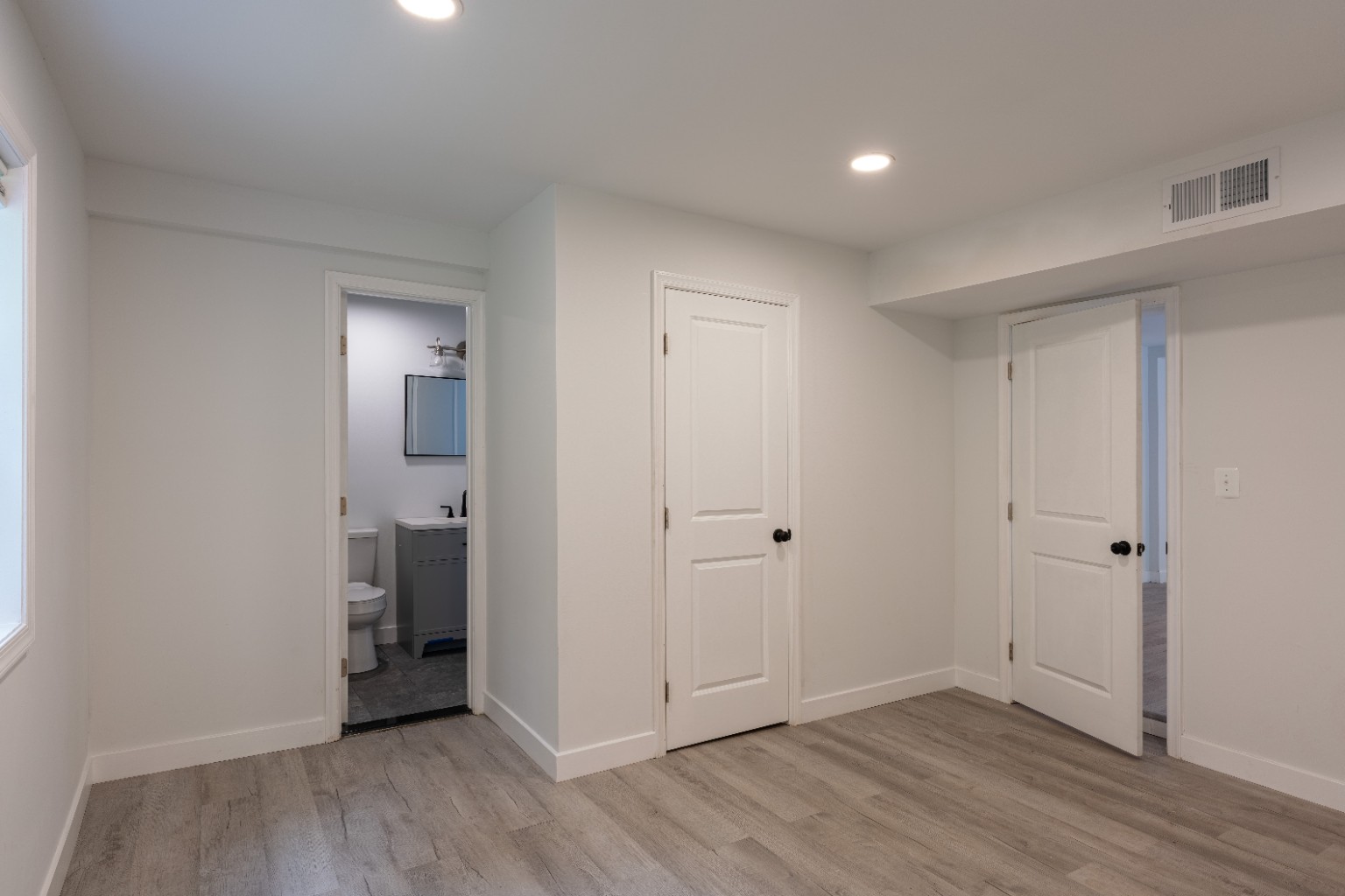 Interior room and doorway at Hoffman Hollow
